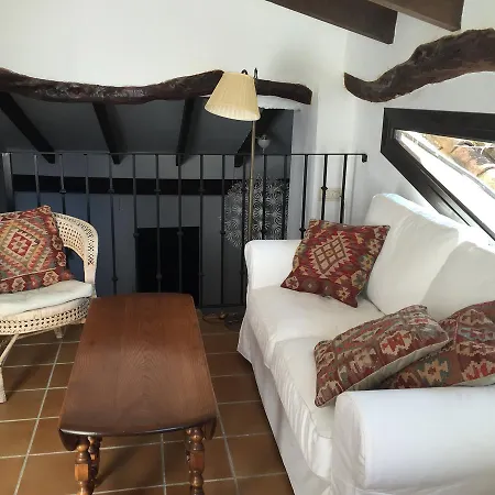 Casa De Pozo Bed & Breakfast *